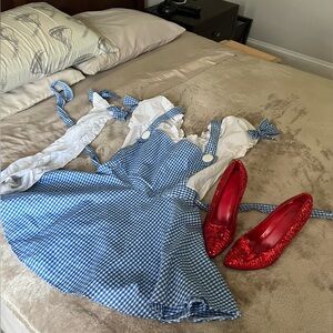 Dorothy Wizard of Oz Costume S/M w/ Ruby Slippers 7/8